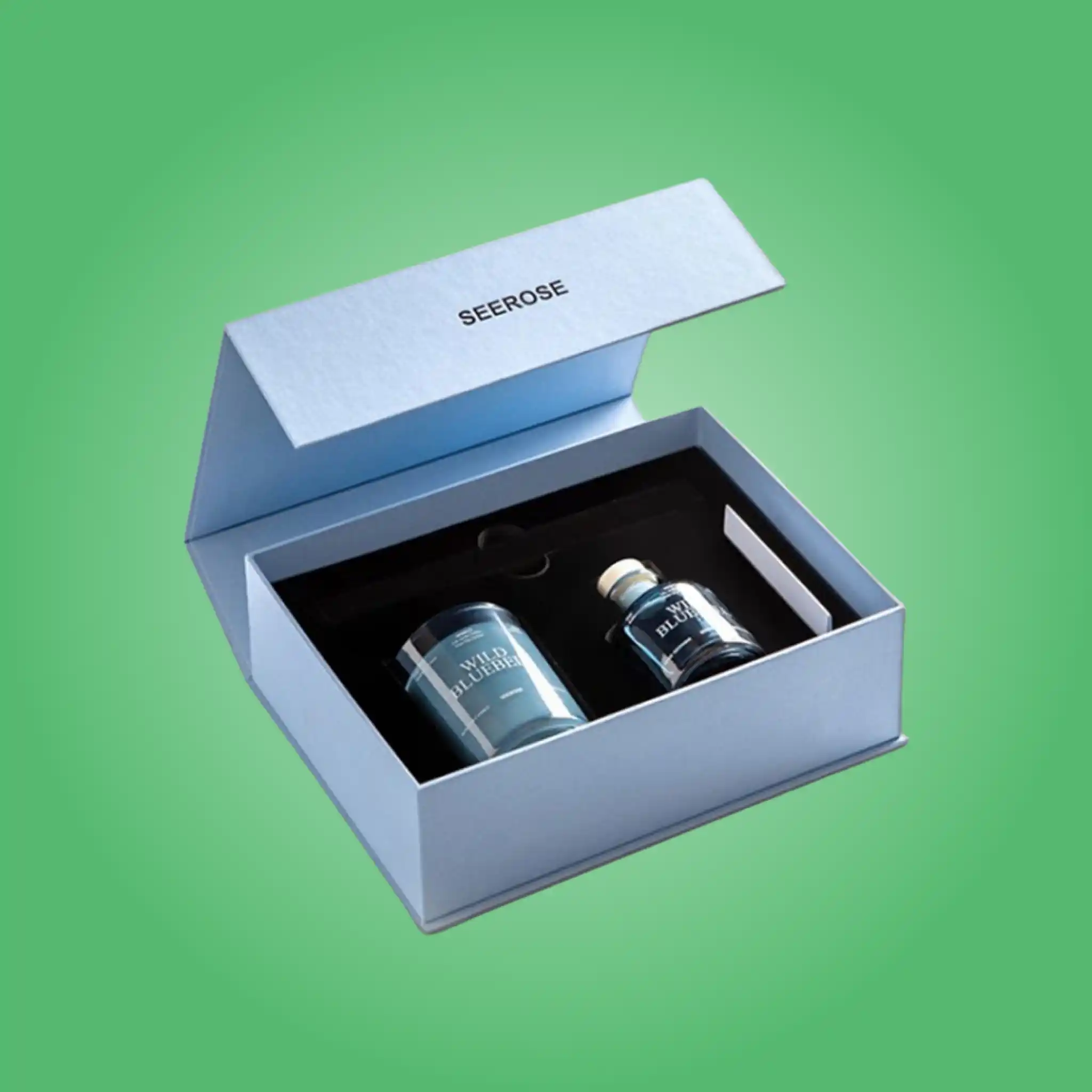 Rigid Boxes with Magnetic Closure